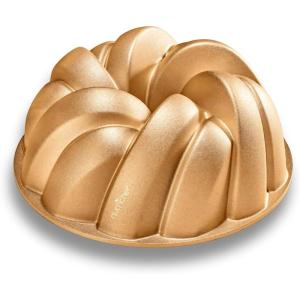imageNutriChef 9Inch Cake Pan  Thick and Heavy Cast Aluminum Bakeware Cake Mold with 2 Layers of Nonstick Coating  Fluted Lines Design for Uniform Baking Up To 500 Degrees  Easy to Clean GoldFlow